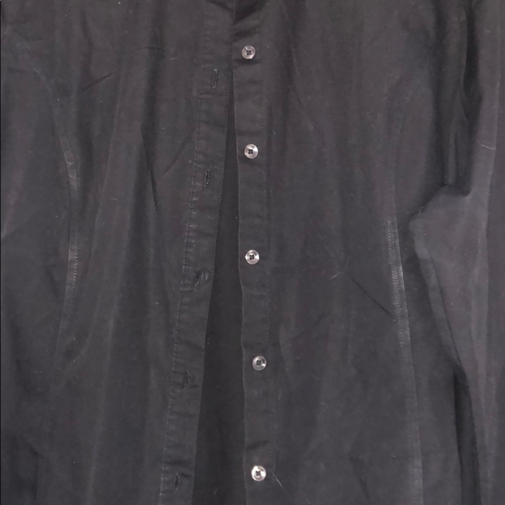 Button up - Picture 2 of 4